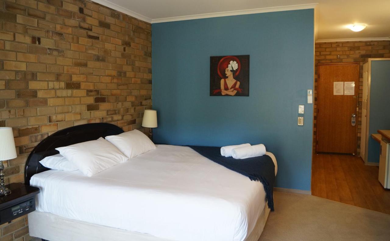 Magdala Motor Lodge & Lakeside Restaurant Stawell Kültér fotó