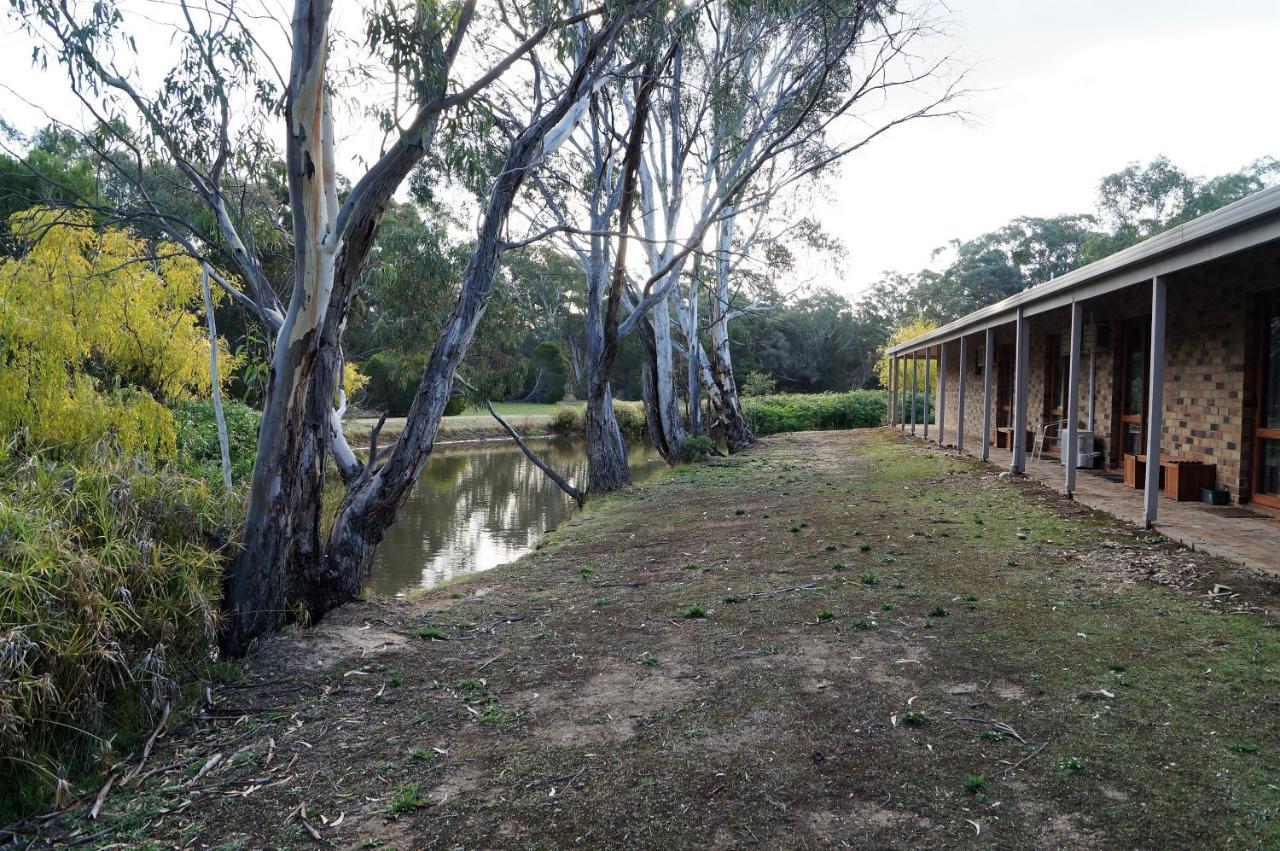 Magdala Motor Lodge & Lakeside Restaurant Stawell Kültér fotó